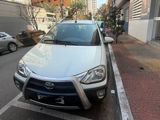 TOYOTA ETIOS CROSS 1.5 16V FLEX 4P AUTOMÁTICO TOYOTA ETIOS CROSS 1.5 16V FLEX 4P AUTOMÁTICO